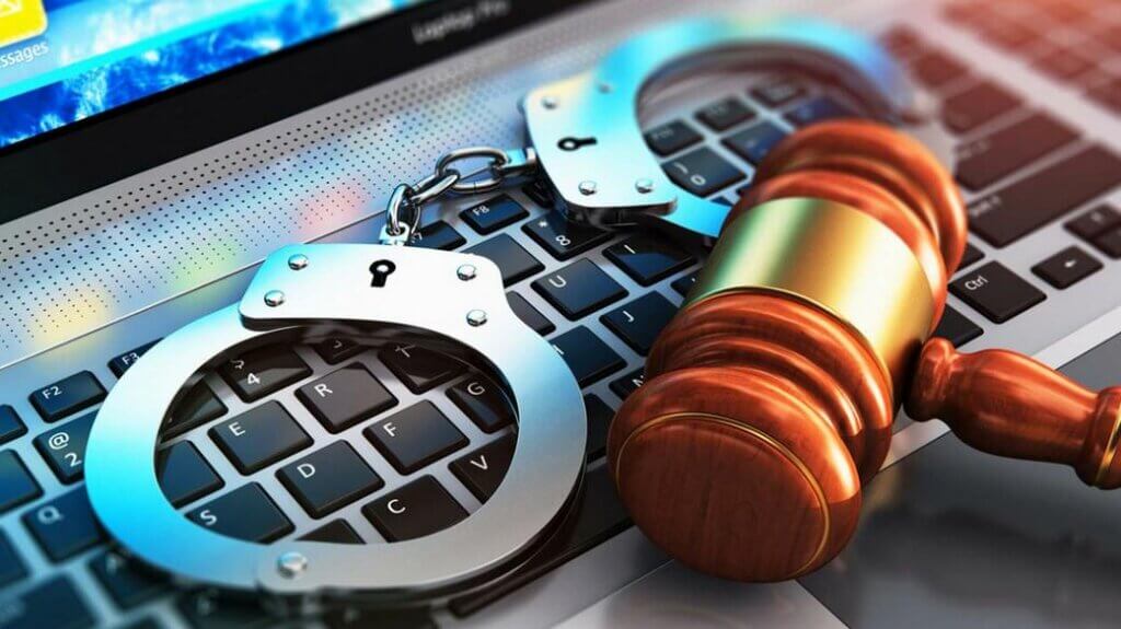 How to avoid online scams